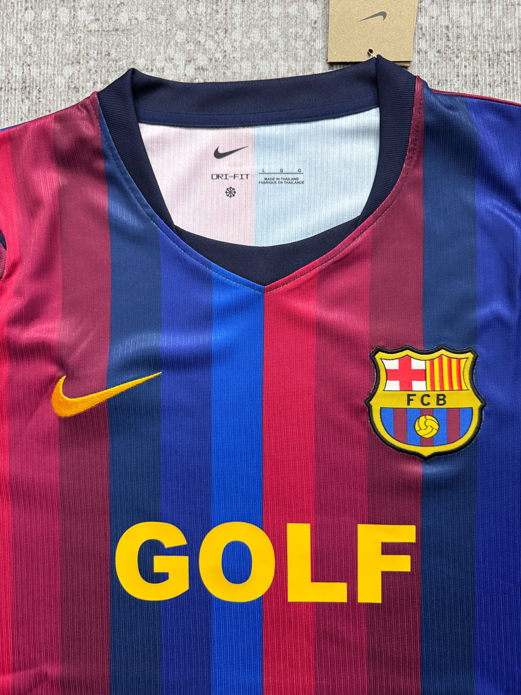 Maillot FC Barcelone 2026/27 bleu et grenat — Motif Golf — photo 3