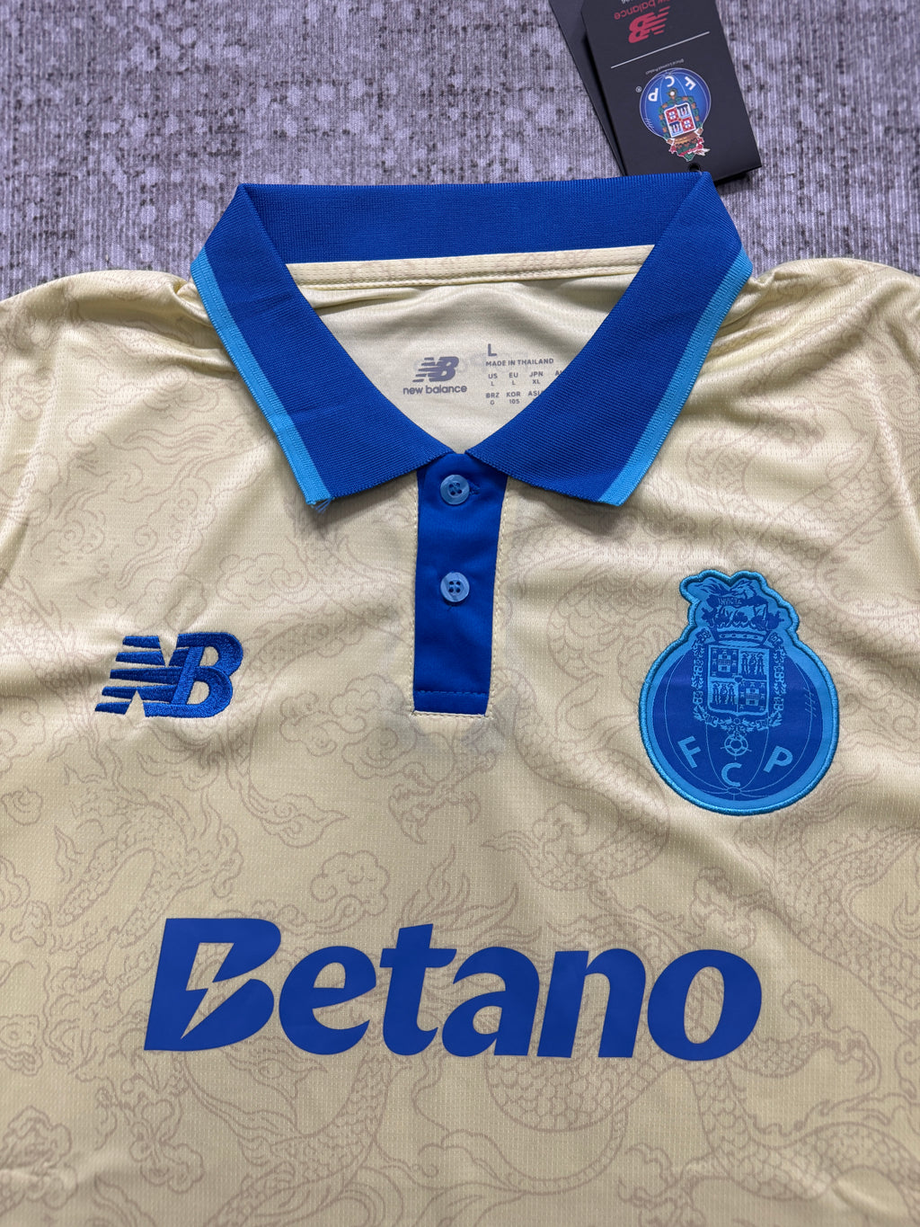 Maillot FC Porto 2026/27 jaune et bleu — Version supporter — photo 3