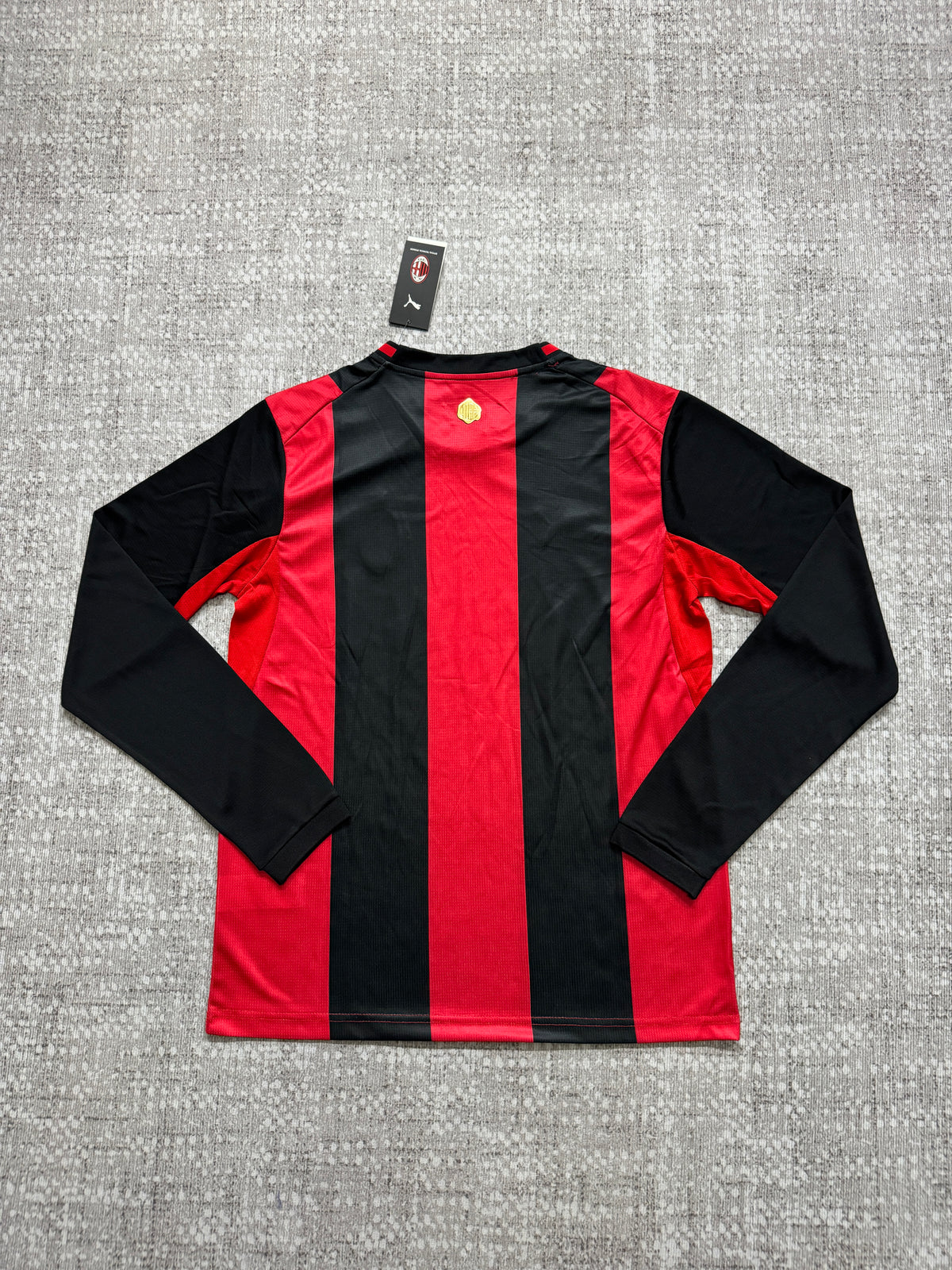AC Milan 2026/27 Home Long-Sleeve Shirt — Fan Version — photo 3
