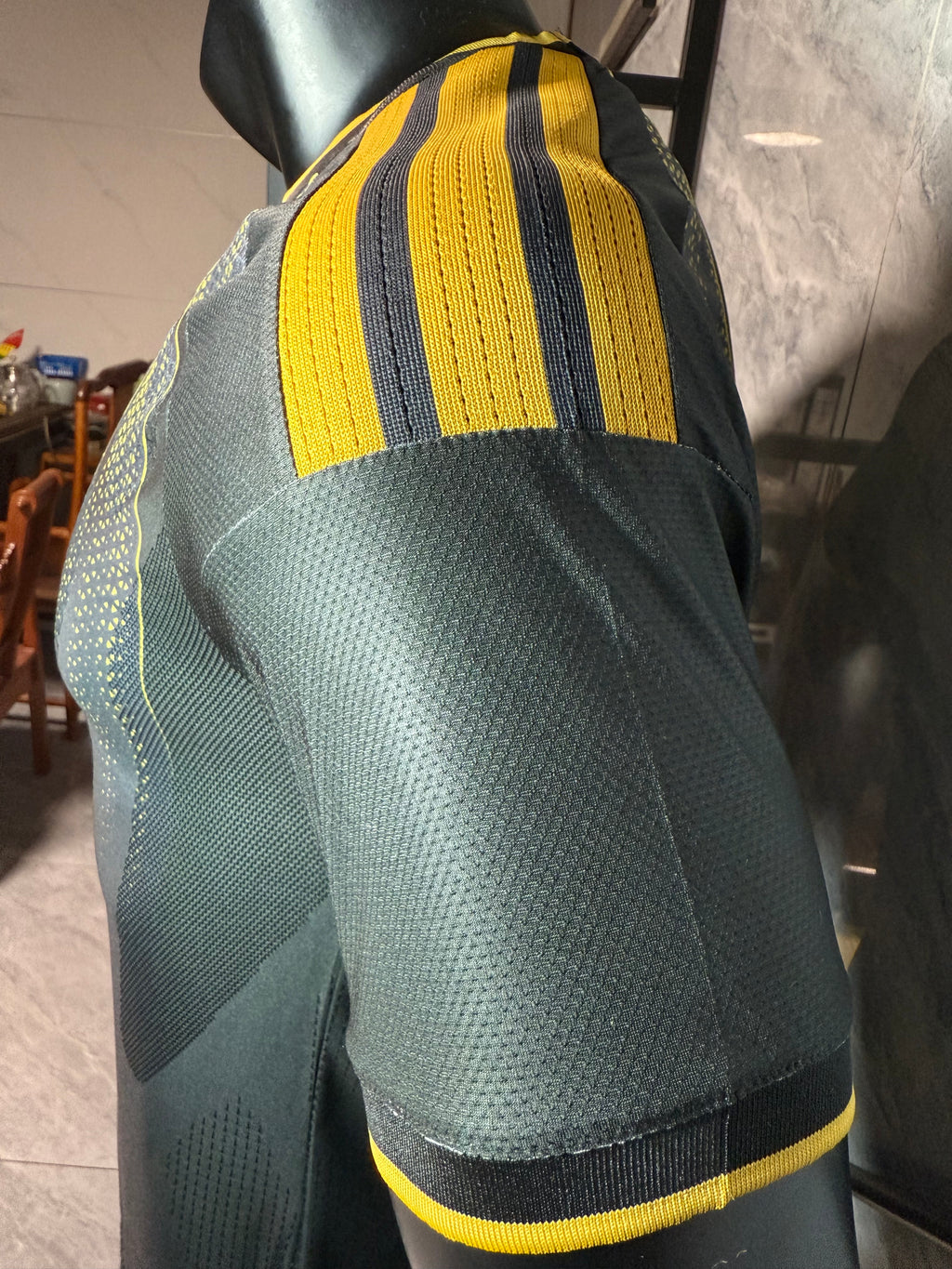 Algeria 2026/27 Black and Gold Star Shirt — Player Version — photo 10