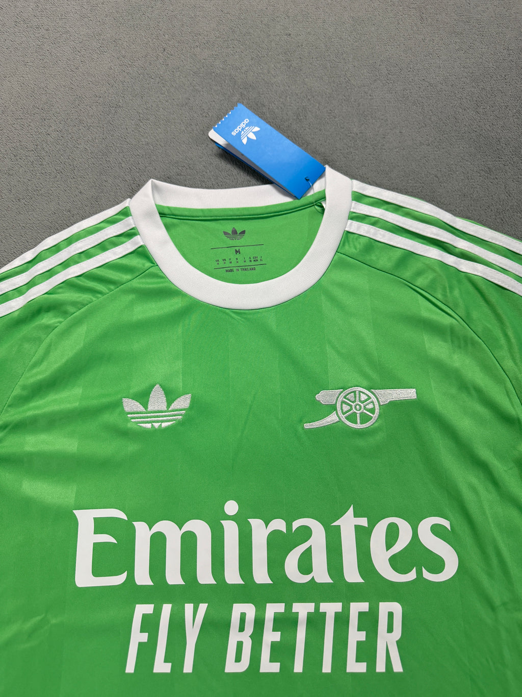 Arsenal 2025/26 Green Goalkeeper Shirt — Fan Version — photo 1
