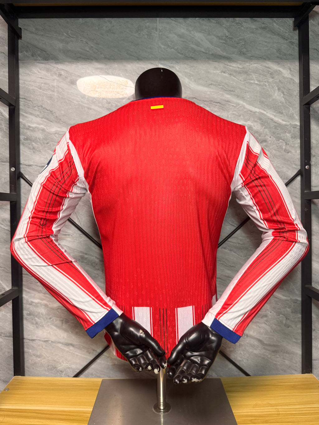 Atletico Madrid 2026/27 Red and White Home Long-Sleeve Shirt — Player Version — photo 2