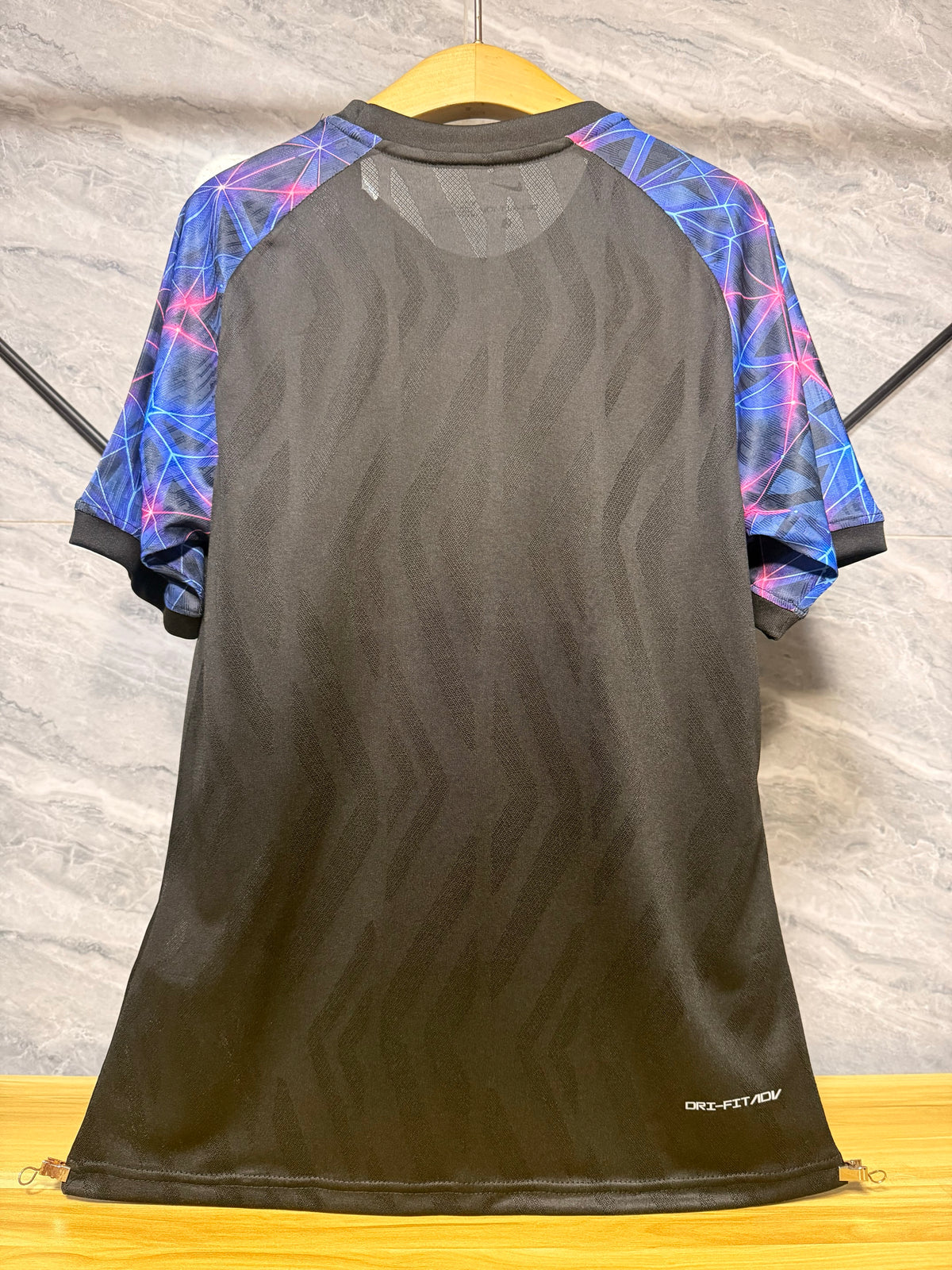 Barcelona 2026/27 Black Lightning Special-Edition Shirt — Player Version — photo 13