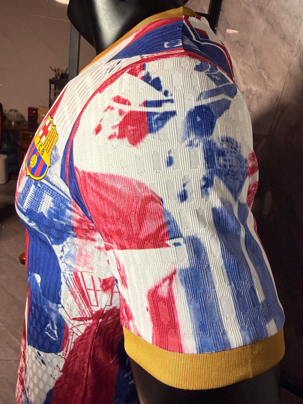 Barcelona 2026/27 Heritage Collage Special-Edition Shirt — Player Version — photo 8