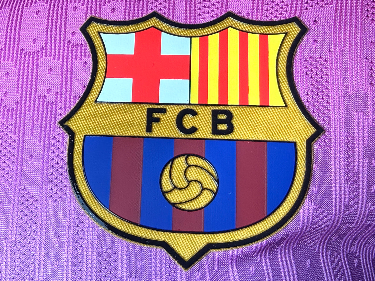 Barcelona 2026/27 Pink Teal Navy Gradient Polo Shirt — Player Version — photo 4