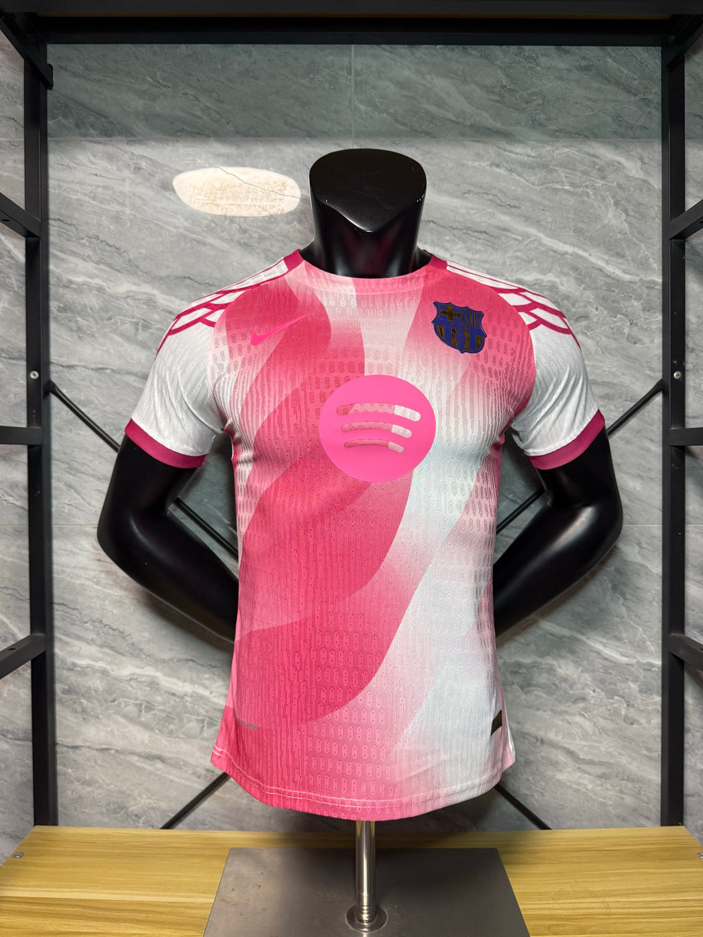 Barcelona 2026/27 Pink and White Special-Edition Shirt — Player Version — photo 1