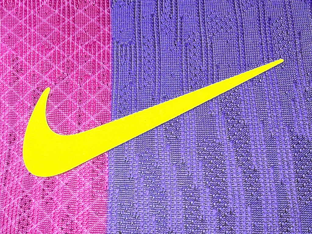 Barcelona 2026/27 Purple Magenta Yellow Special-Edition Shirt — Player Version — photo 3