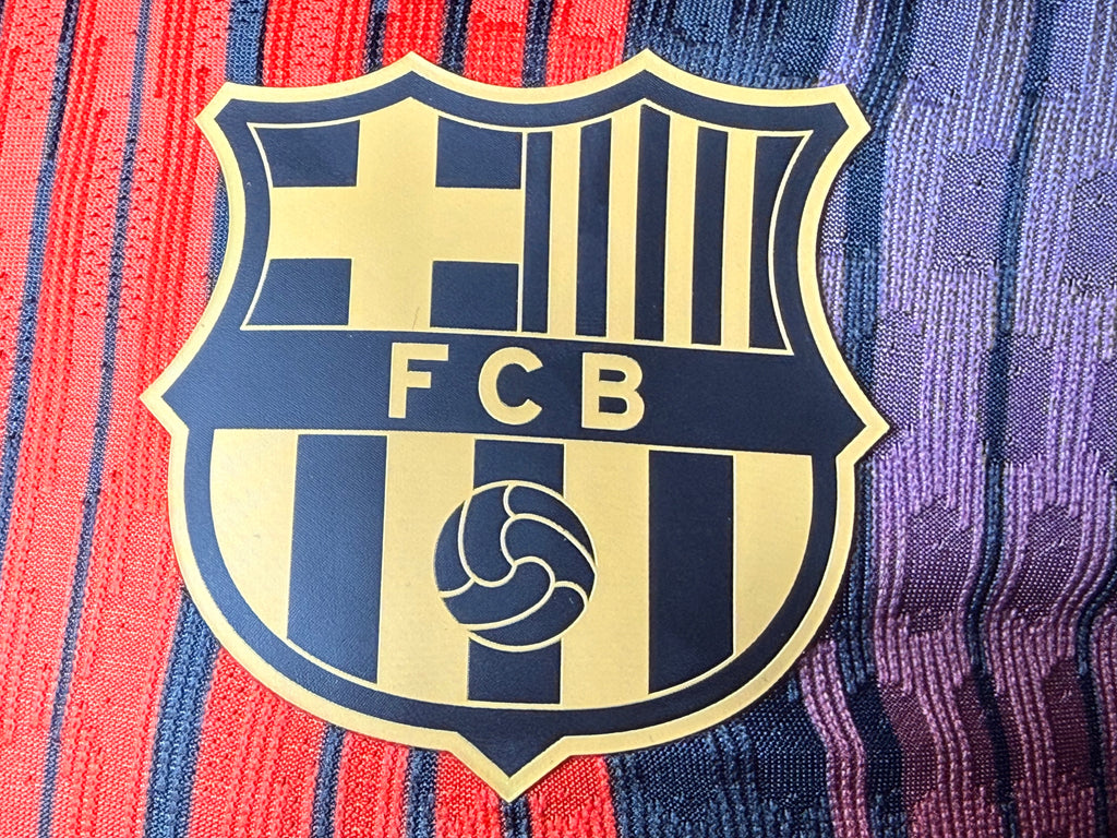 Barcelona 2026/27 Red and Black Cityscape Special-Edition Shirt — Player Version — photo 4