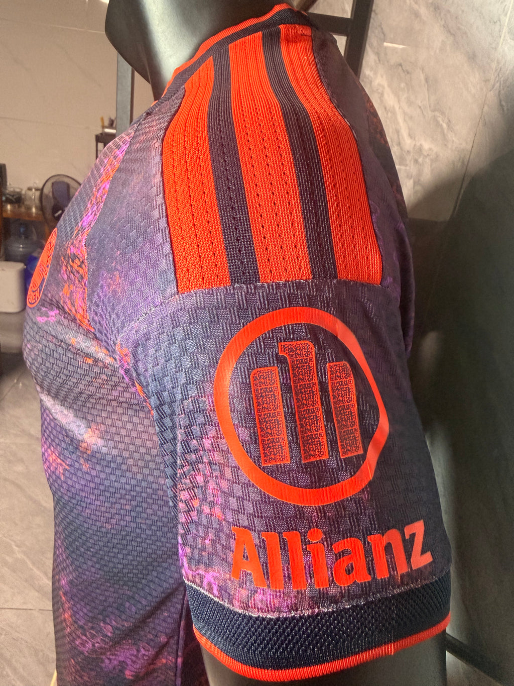 Bayern Munich 2026/27 Purple and Red Third Shirt — Player Version — photo 8