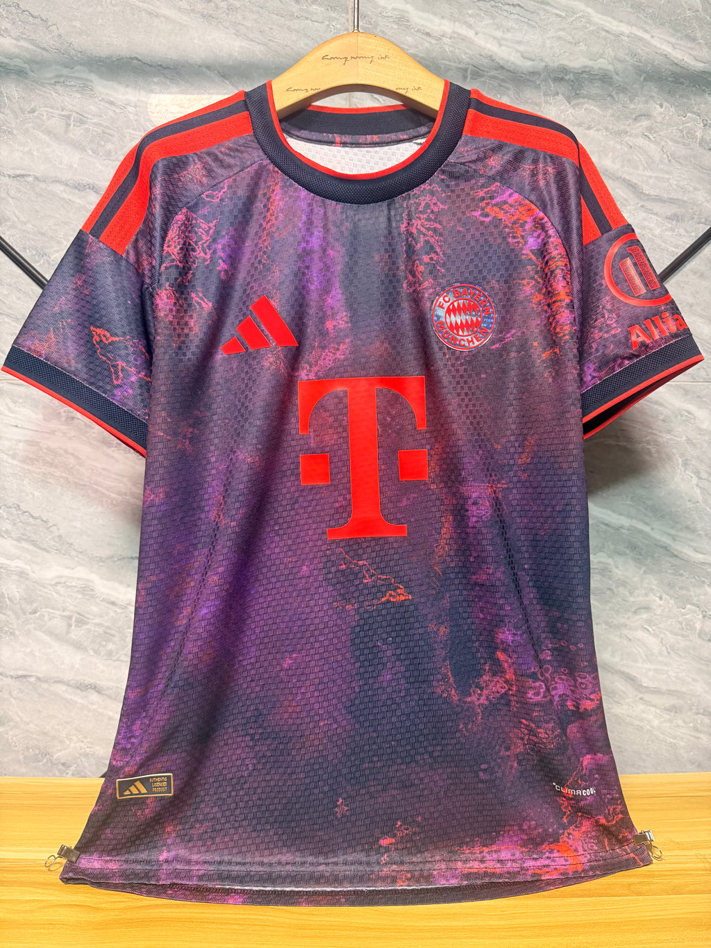 Bayern Munich 2026/27 Purple and Red Third Shirt — Player Version — photo 10