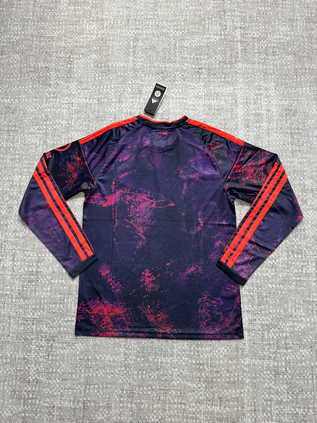 Bayern Munich 2026/27 Purple Third Long-Sleeve Shirt — Fan Version — photo 3