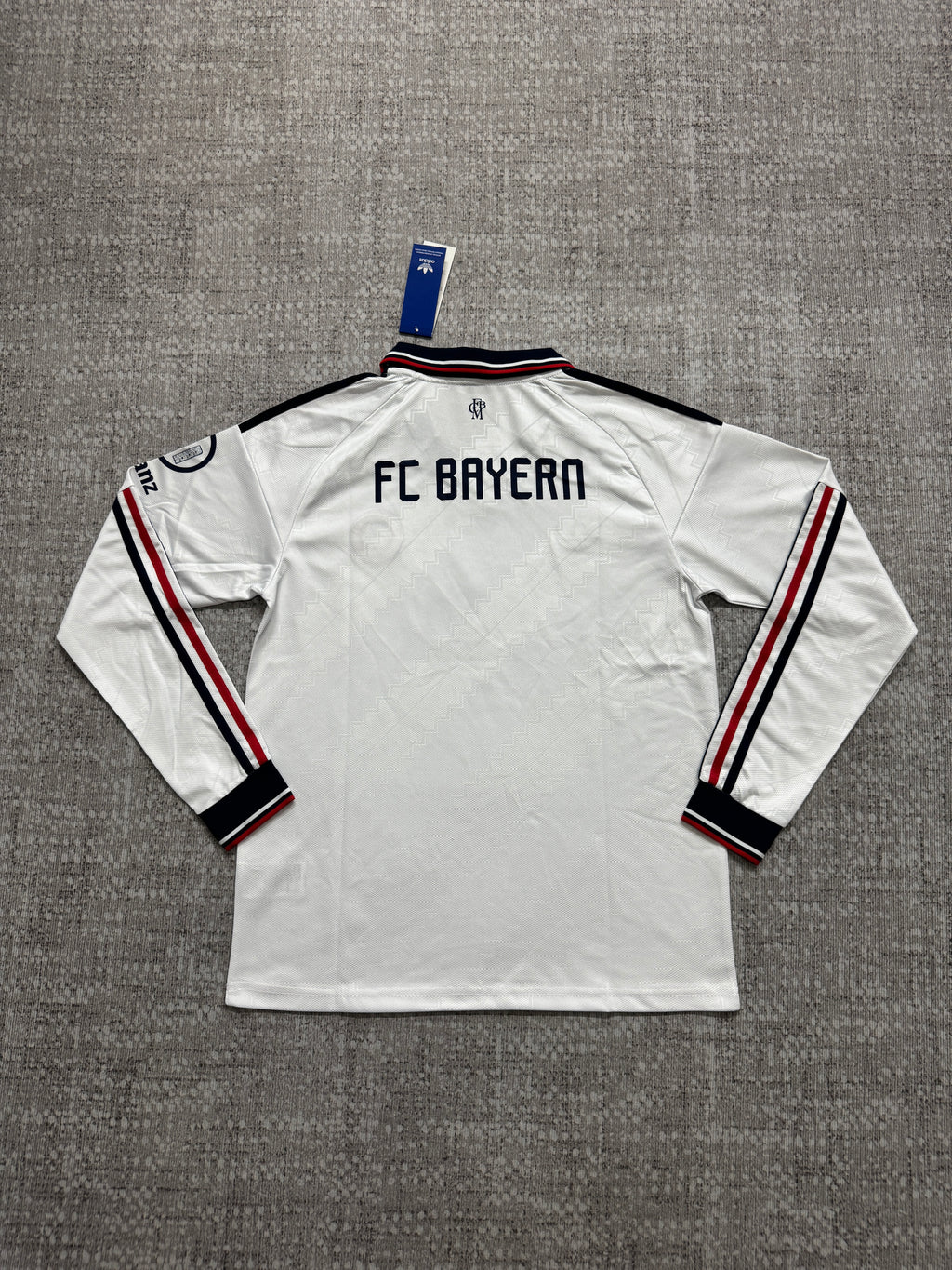 Bayern Munich 2026/27 White Away Long-Sleeve Shirt — Fan Version — photo 3