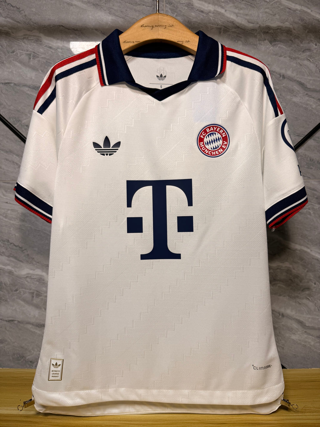 Bayern Munich 2026/27 White Away Shirt — Player Version — photo 13