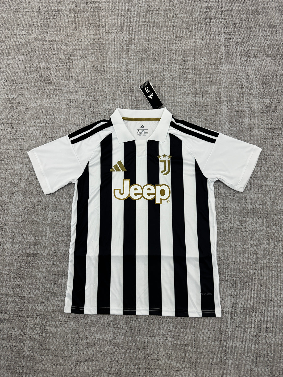 Juventus 2026/27 Black and White Home Shirt — Fan Version — photo 2