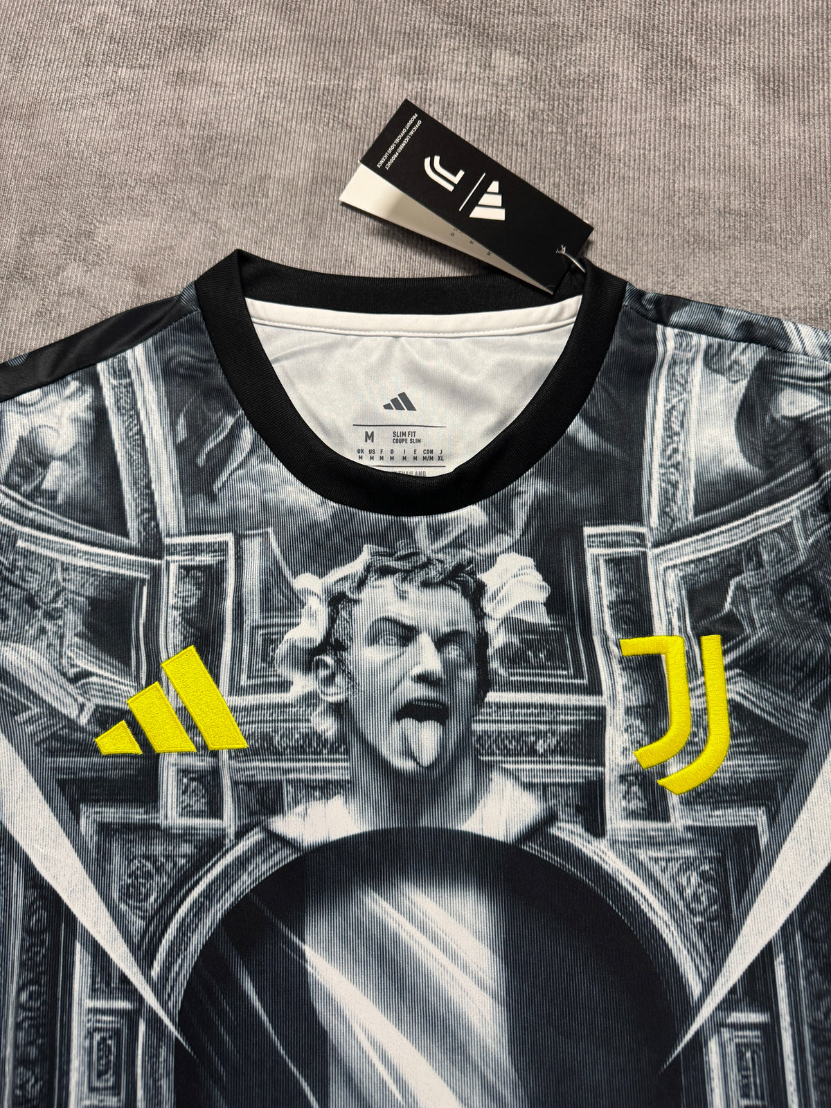 Juventus 2026/27 Year of the Horse Special-Edition Shirt — Fan Version — photo 1