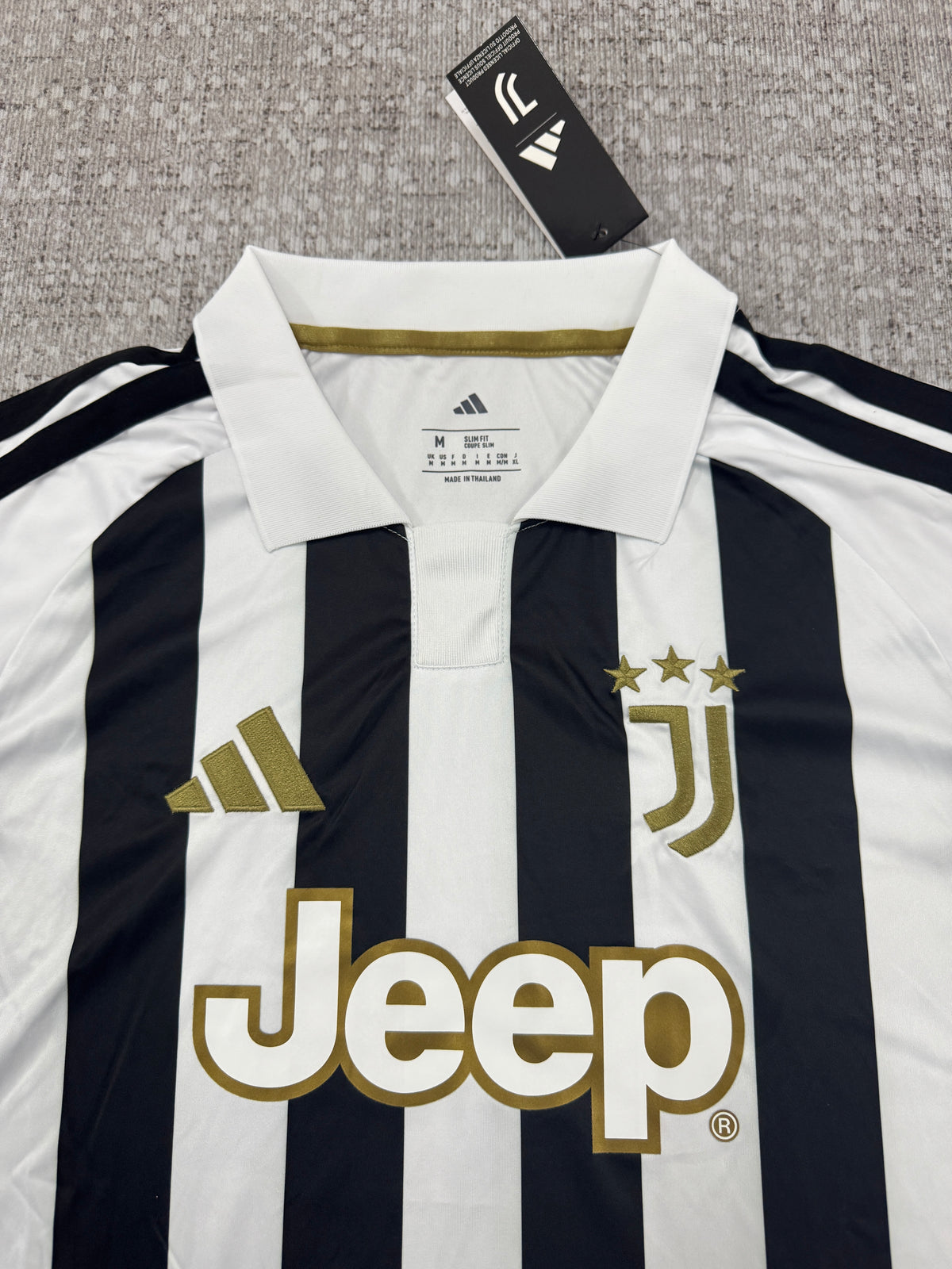 Juventus Home Shirt — Fan Version — photo 3