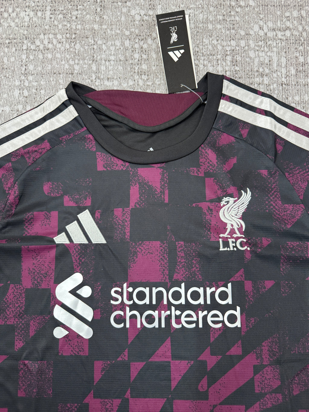 Liverpool 2026/27 Third Shirt — Fan Version — photo 3