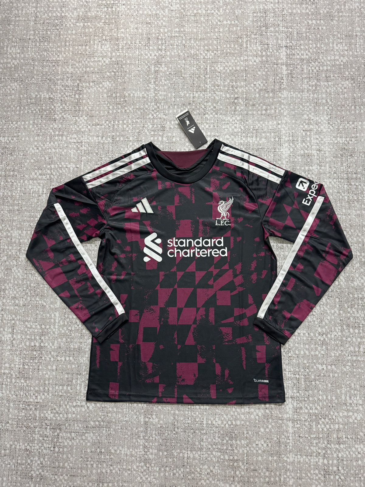 Liverpool 2026/27 Third Long-Sleeve Shirt — Fan Version — photo 2