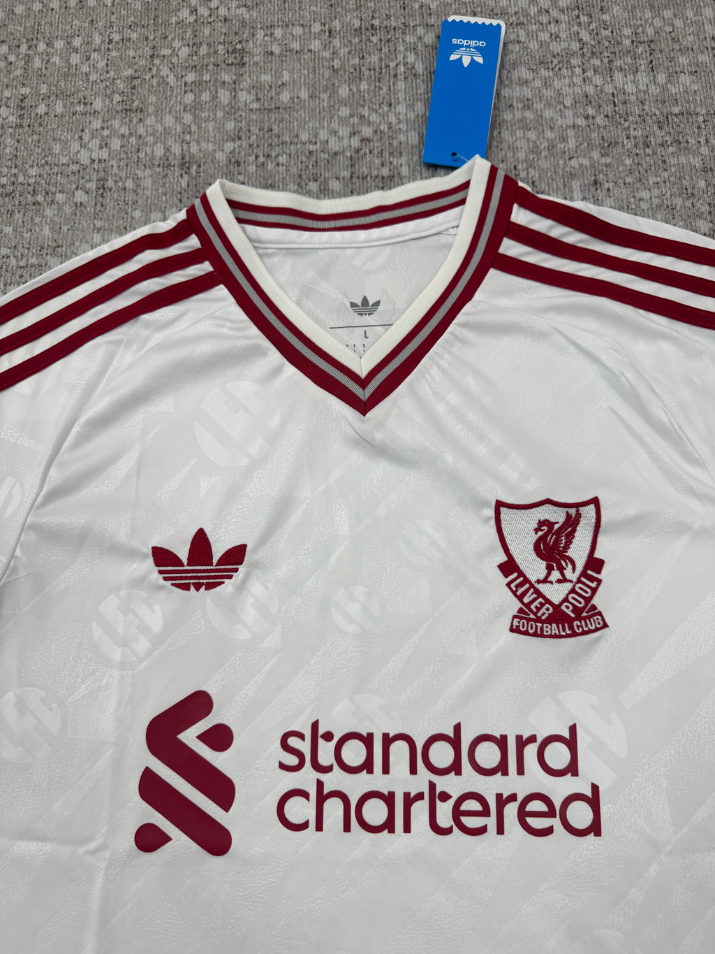 Liverpool Away Shirt — Fan Version — photo 3