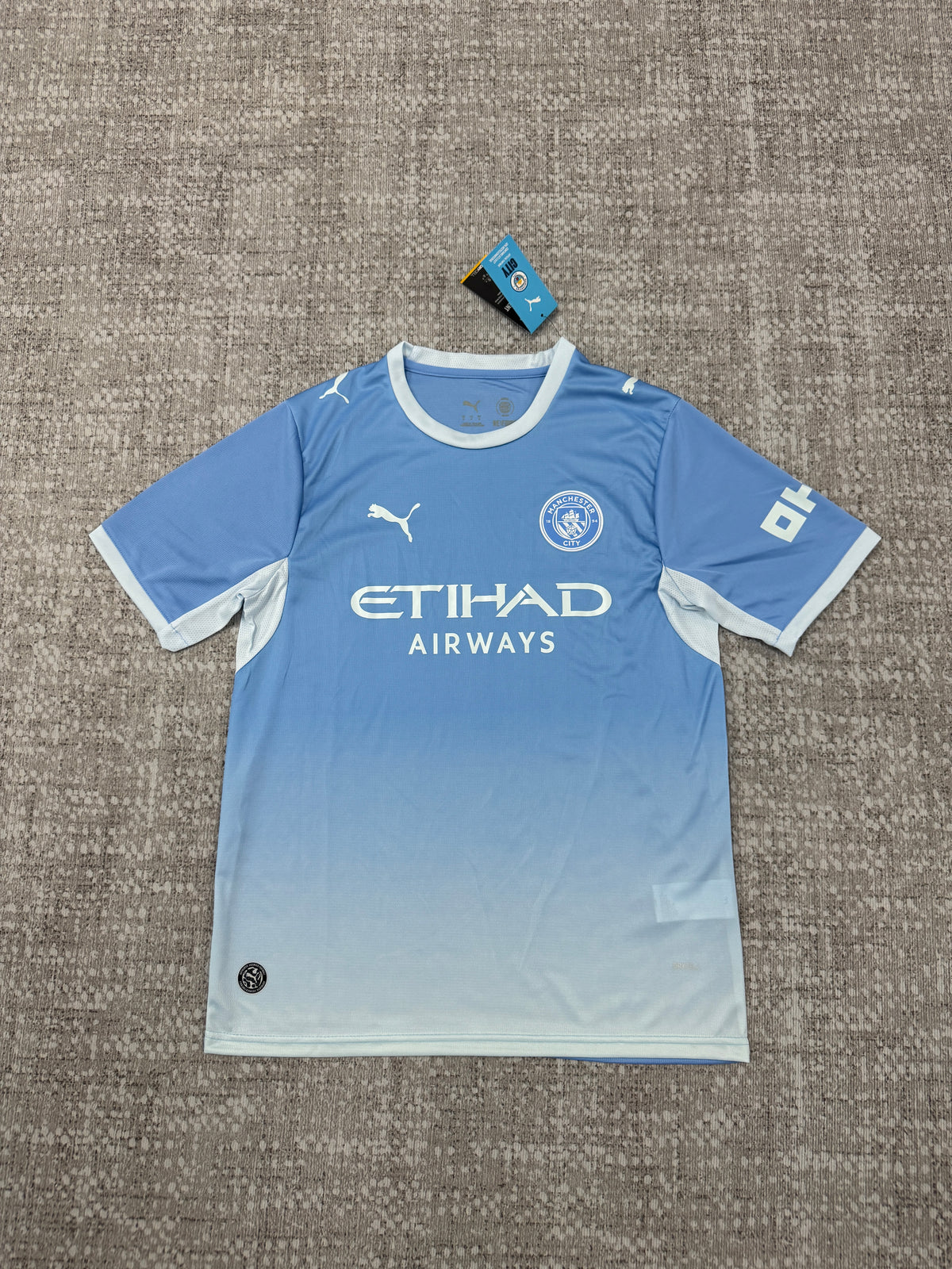Manchester City 2026/27 Sky Blue Home Shirt — Fan Version — photo 2