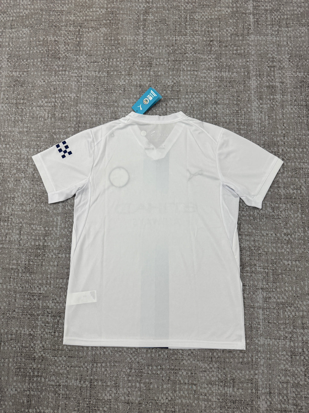 Manchester City 2026/27 White Third Shirt — Fan Version — photo 2