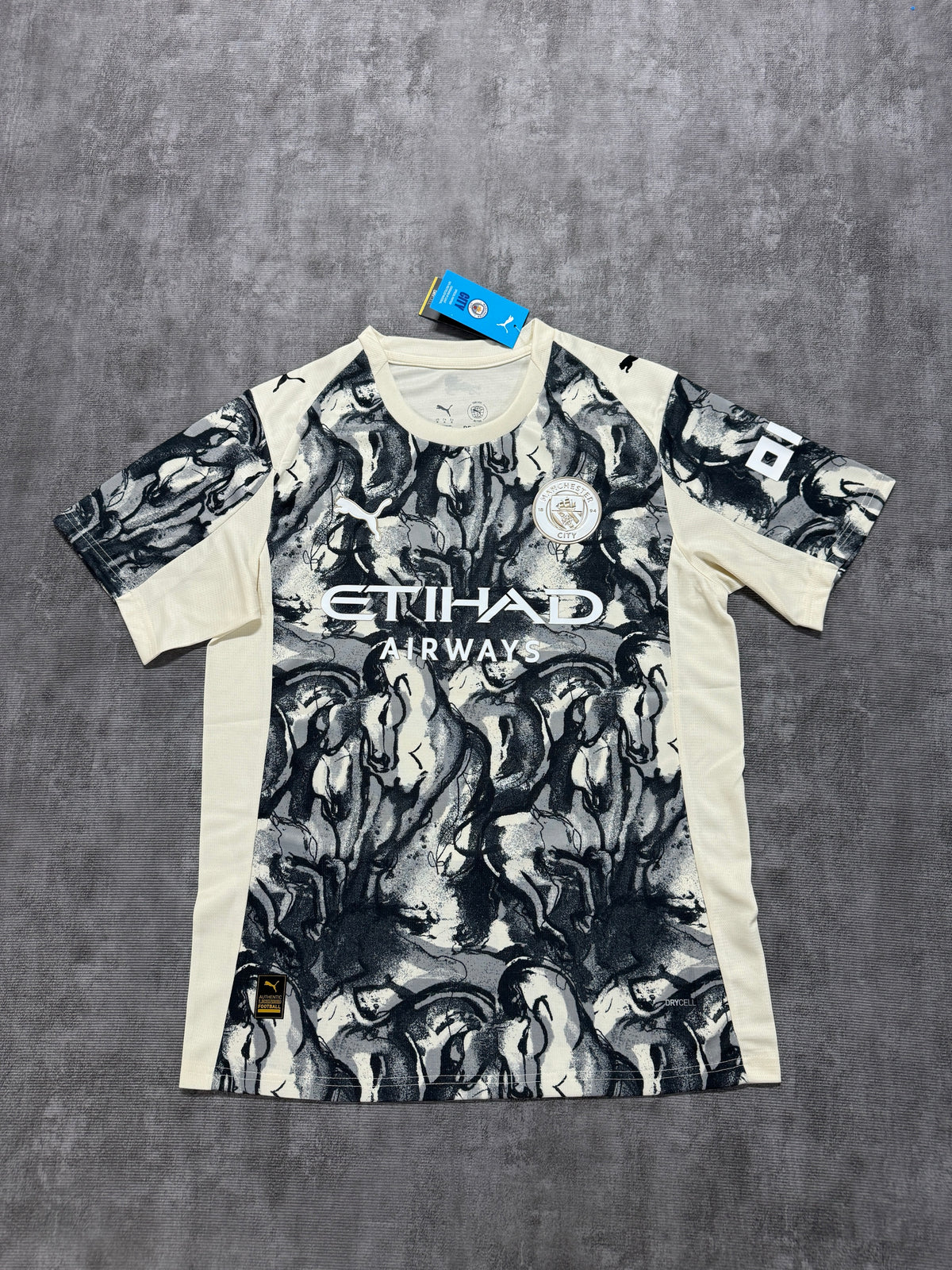 Manchester City 2026/27 Year of the Horse Special-Edition Shirt — Fan Version — photo 2