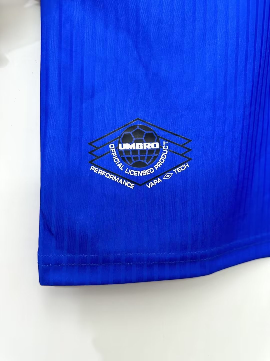 Manchester United 1996/98 Third Shirt — Retro Version — photo 4
