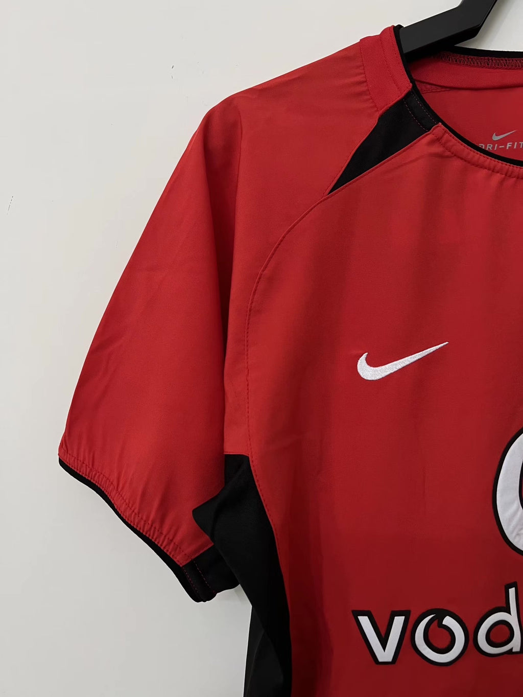 Manchester United 2002/04 Home Shirt — Retro Version — photo 4