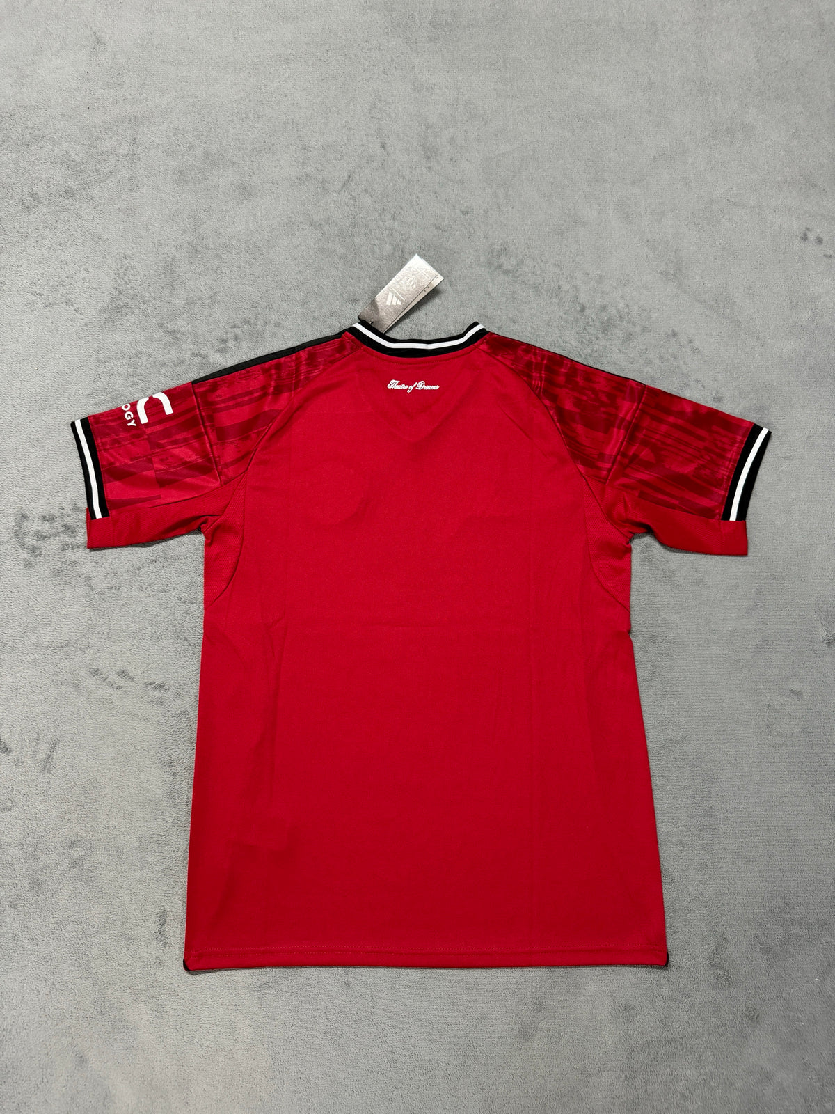 Manchester United 2025/26 Red Home Shirt — Fan Version — photo 3