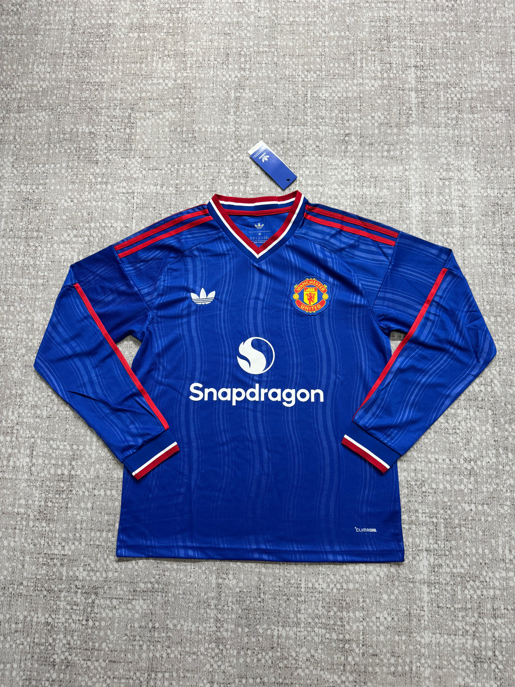 Manchester United 2026/27 Away Long-Sleeve Shirt — Fan Version — photo 2