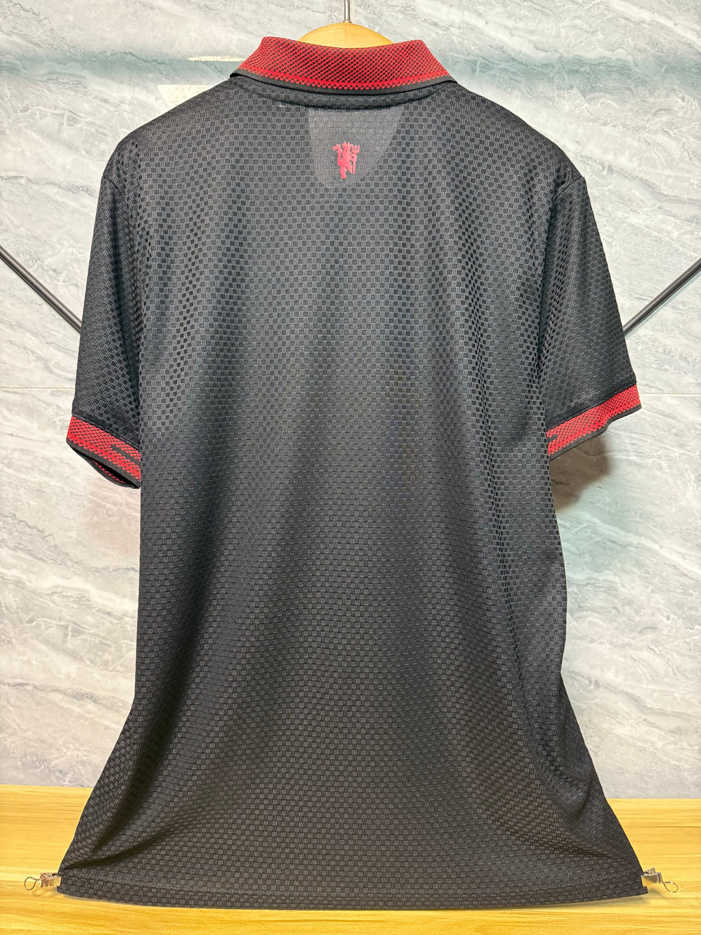 Manchester United 2026/27 Black and Red Polo Training Shirt — photo 12
