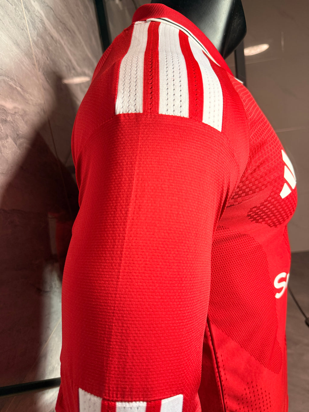 Manchester United 2026/27 Red Home Long-Sleeve Shirt — Player Version — photo 8