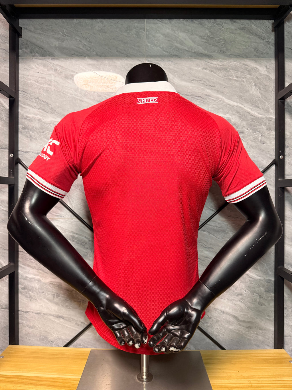 Manchester United 2026/27 Red White-Collar Special-Edition Shirt — Player Version — photo 9