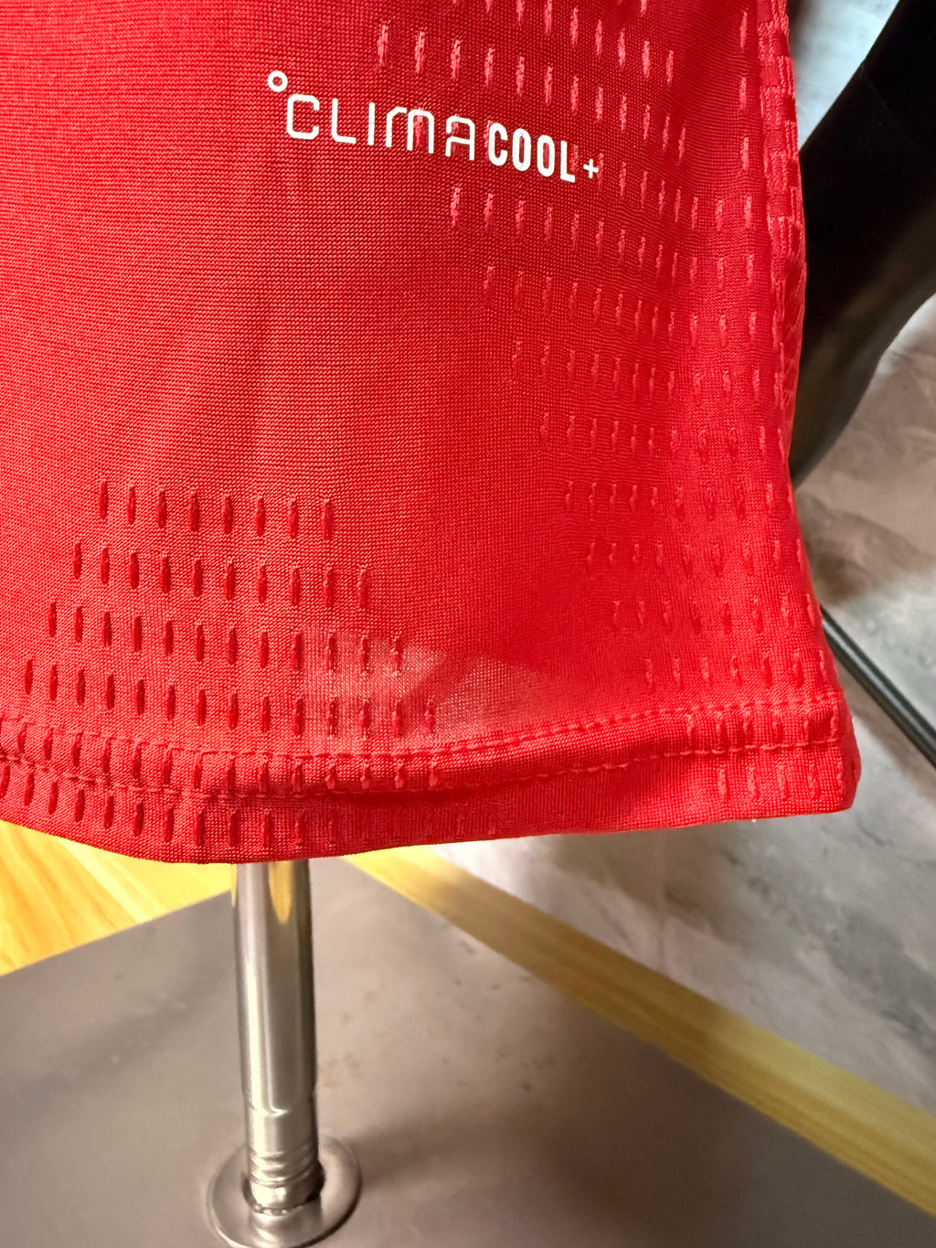 Manchester United 2026/27 Red White-Collar Special-Edition Shirt — Player Version — photo 11