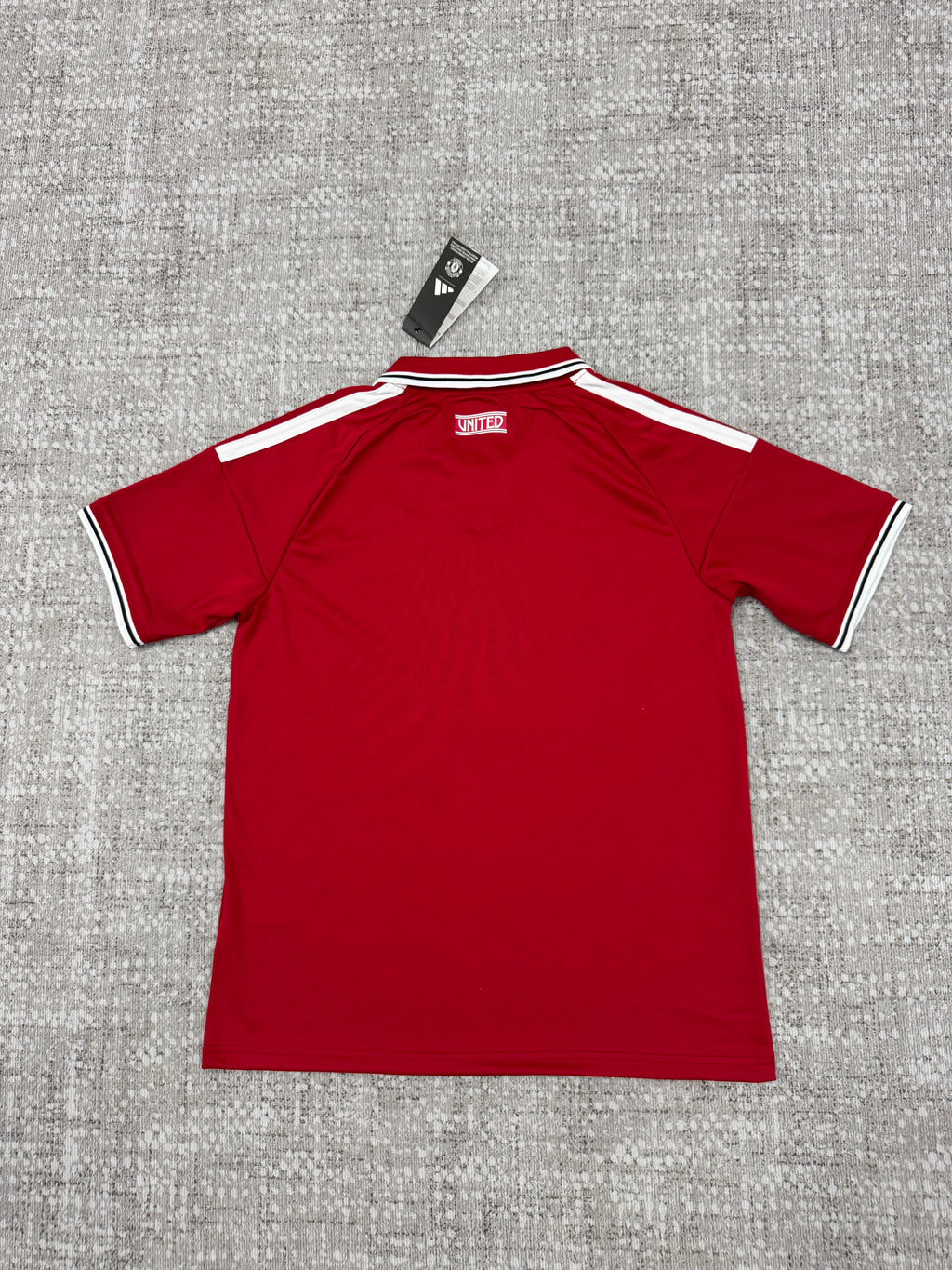 Manchester United Home Shirt — Fan Version — photo 2