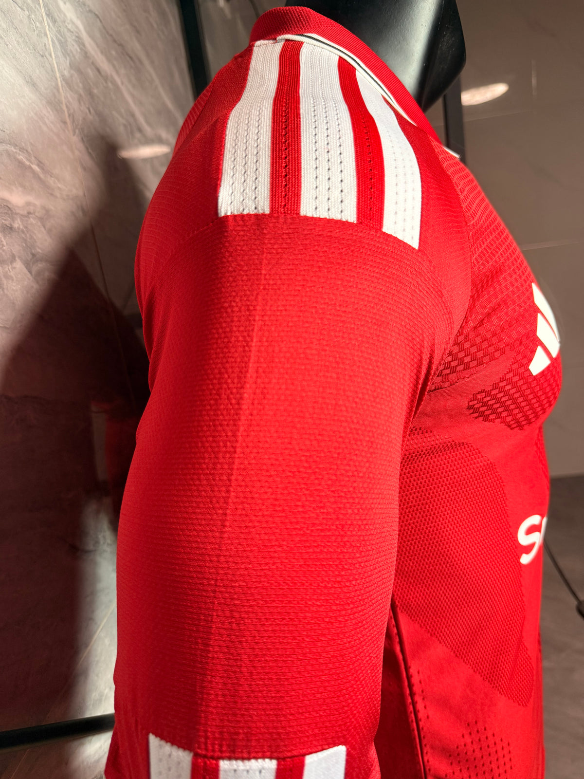 Manchester United 2026/27 Home Long-Sleeve Shirt — Player Version — photo 7