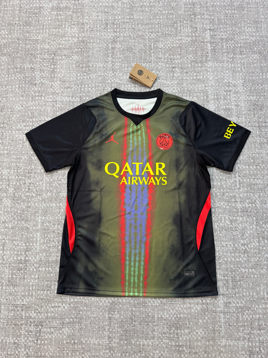Paris Saint-Germain 2026/27 Black Third Shirt — Fan Version — photo 2