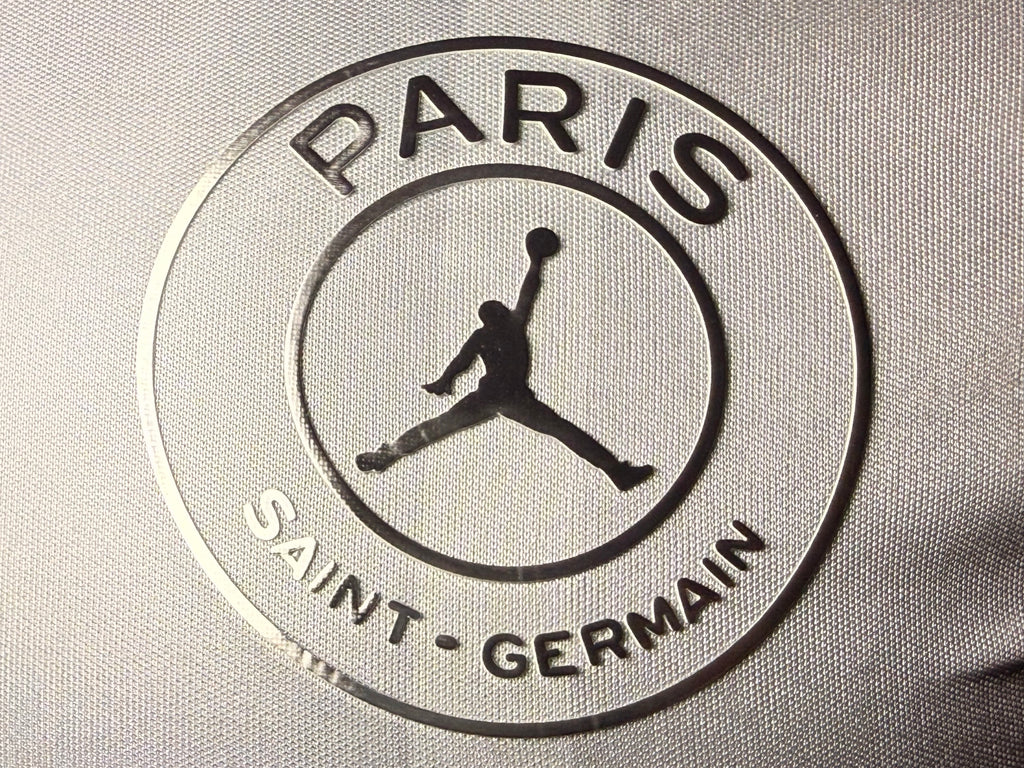 Paris Saint-Germain 2026/27 Silver Number 23 Special-Edition Shirt — Player Version — photo 4