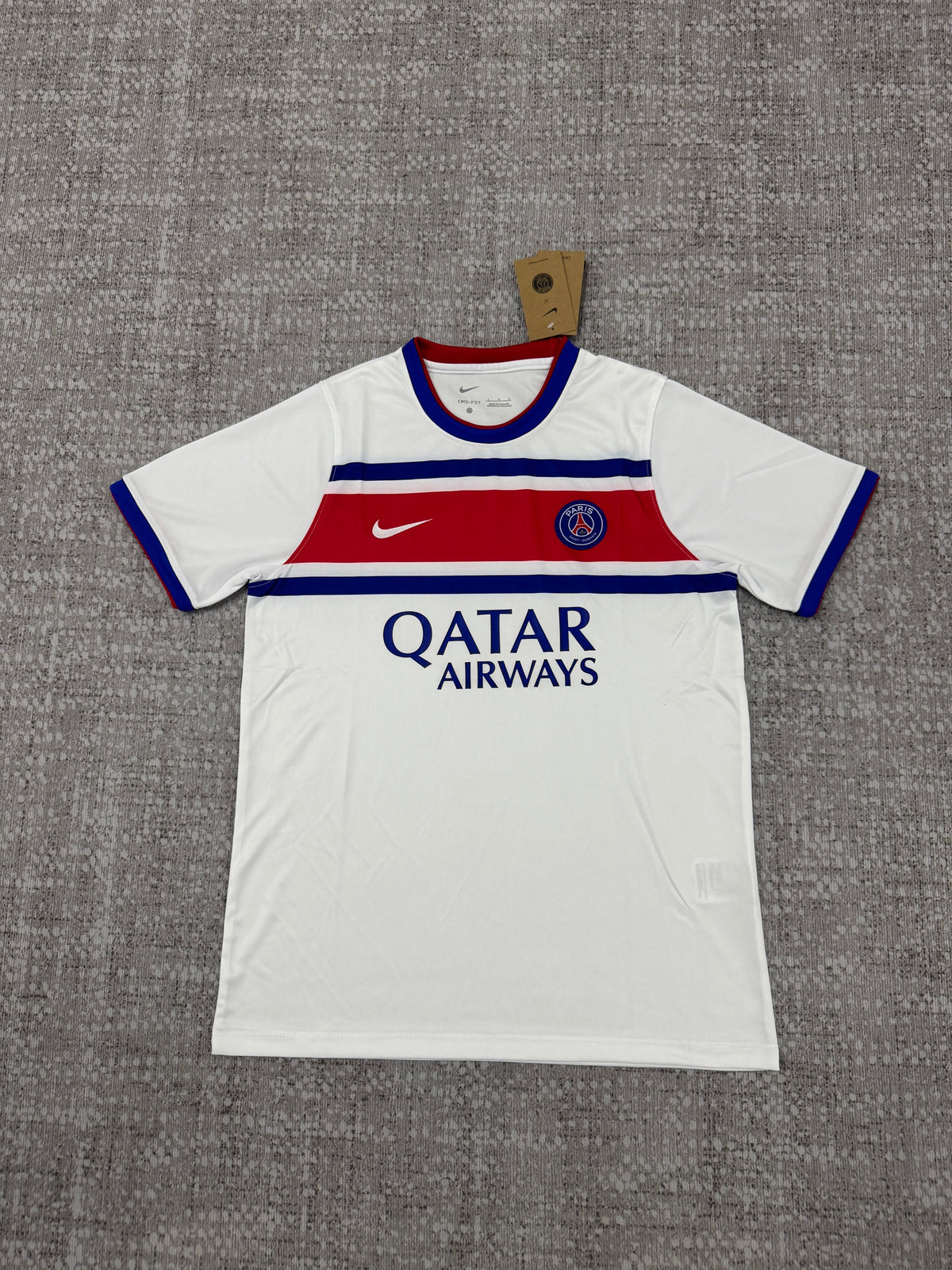 Paris Saint-Germain 2026/27 White Training Shirt — photo 2