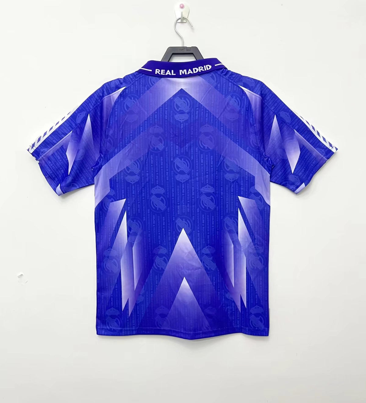 Real Madrid 1996/97 Away Shirt — Retro Version — photo 8