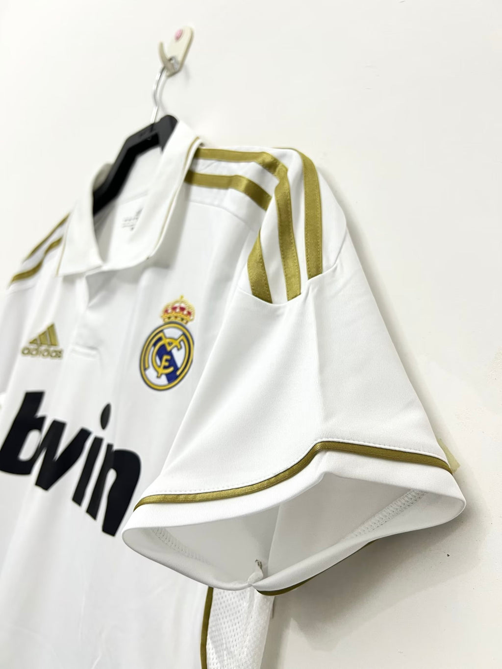 Real Madrid 2011/12 Home Shirt — Retro Version — photo 3
