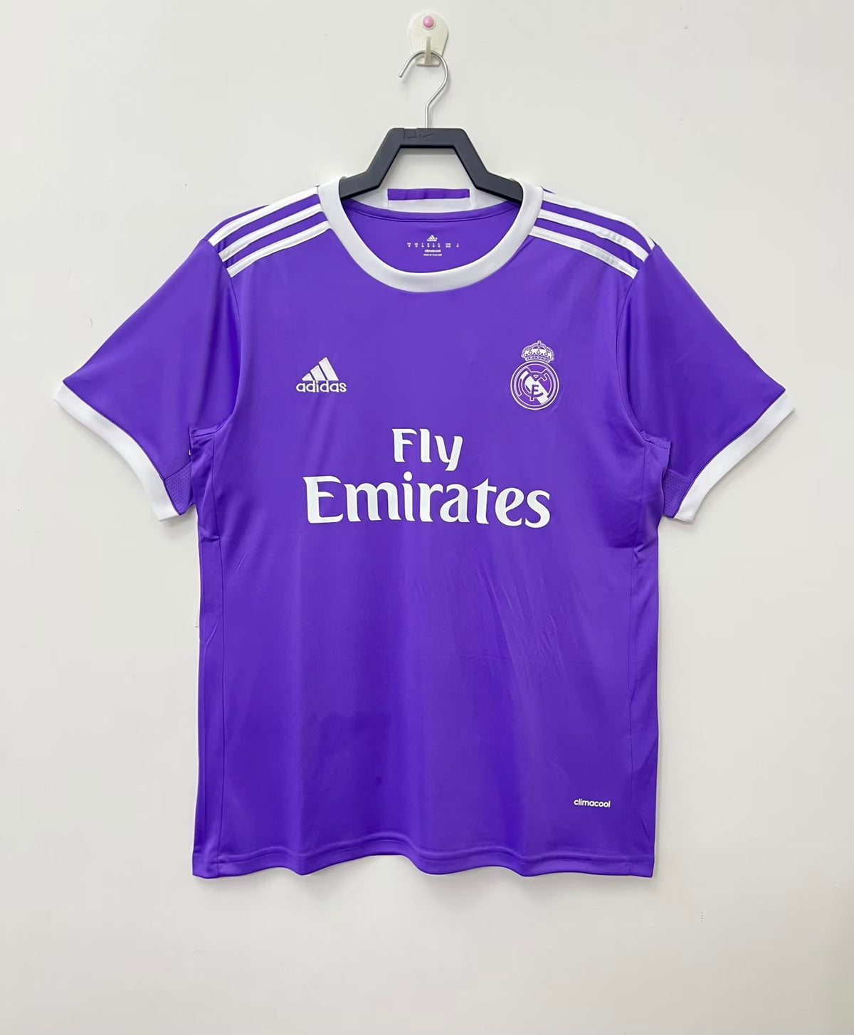 Real Madrid 2016/17 Away Shirt — Retro Version — photo 1