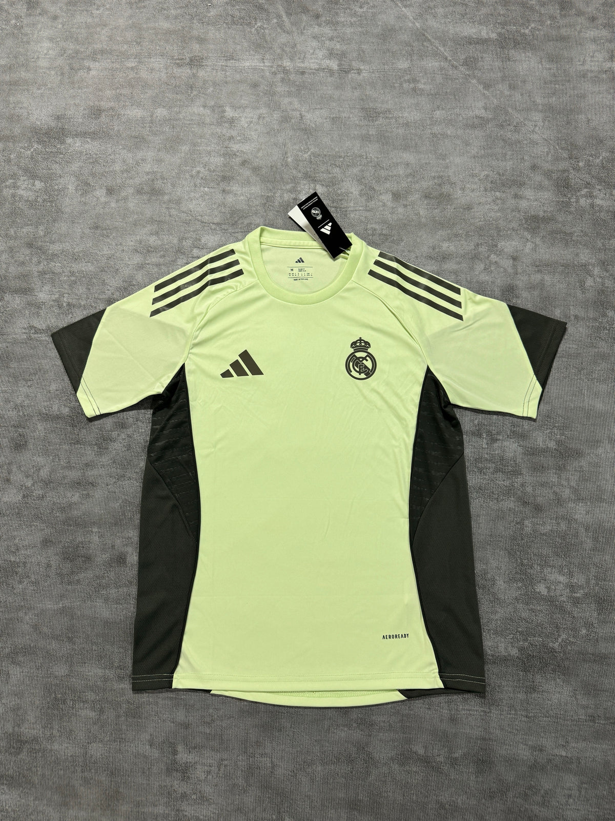 Real Madrid 2025/26 Light Green Training Shirt — photo 2