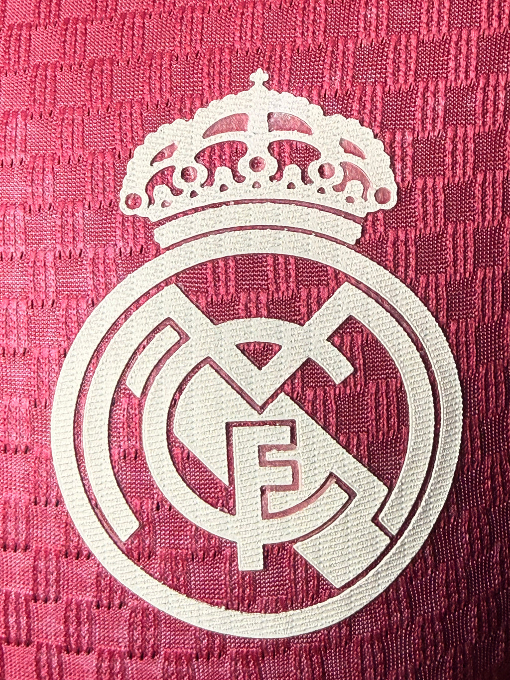 Real Madrid 2026/27 Burgundy Third Long-Sleeve Shirt — Player Version — photo 5