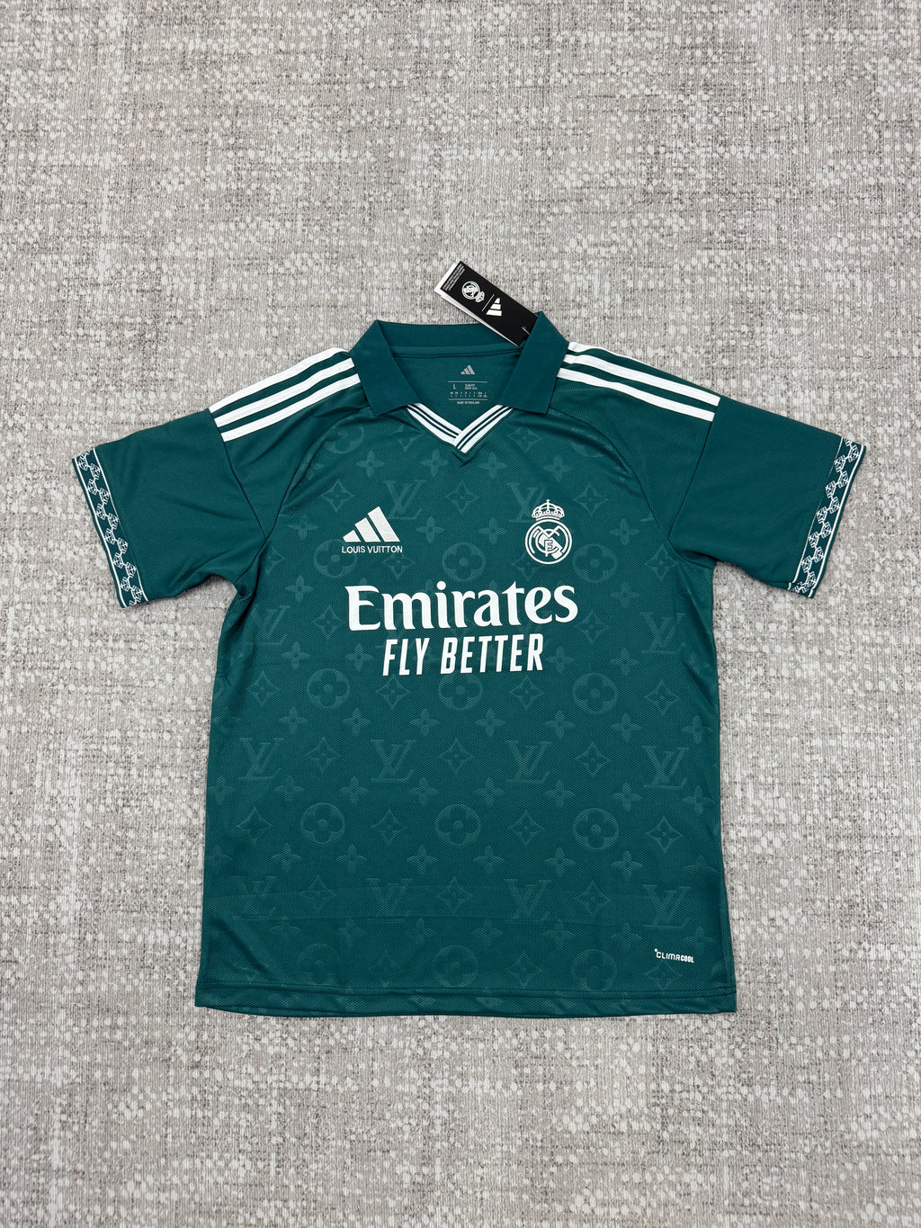 Real Madrid 2026/27 Dark Green Monogram Polo-Collar Shirt — Fan Version — photo 2