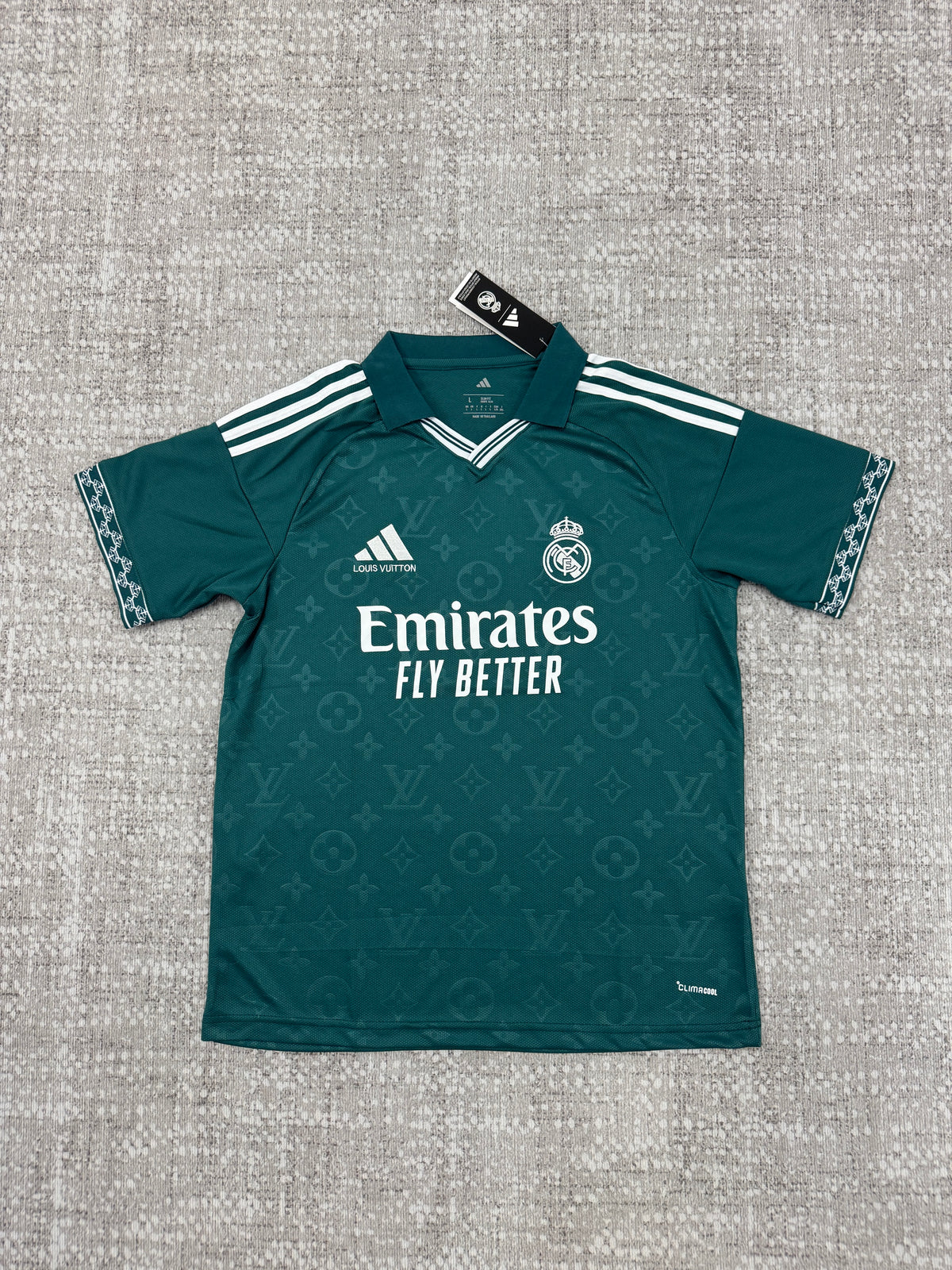 Real Madrid 2026/27 Dark Green Monogram Polo-Collar Shirt — Fan Version — photo 2