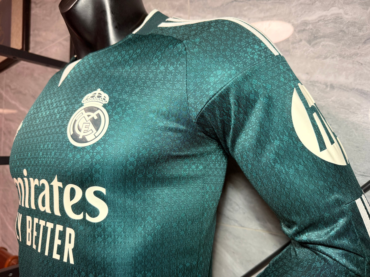 Real Madrid 2026/27 Green Away Long-Sleeve Shirt — Player Version — photo 7