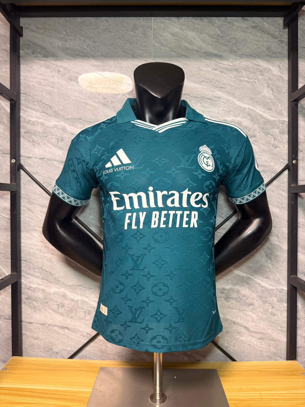 Real Madrid 2026/27 Green Monogram Special Edition Shirt — Player Version — photo 3