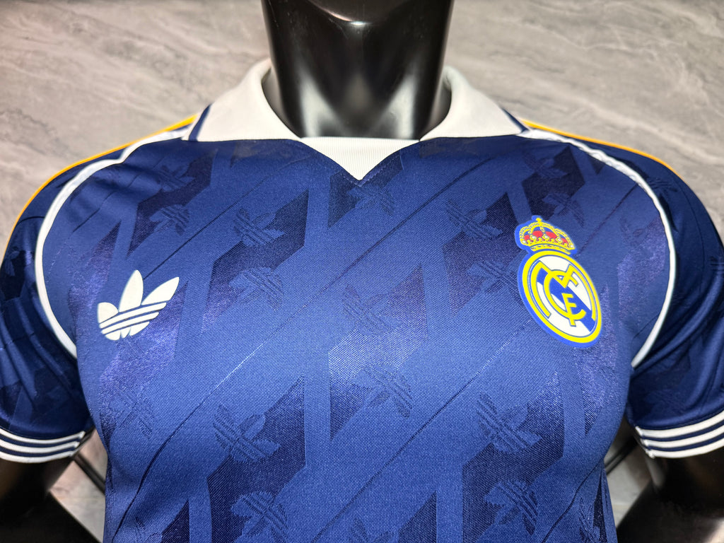 Real Madrid 2026/27 Royal Blue Retro Shirt — Player Version — photo 5