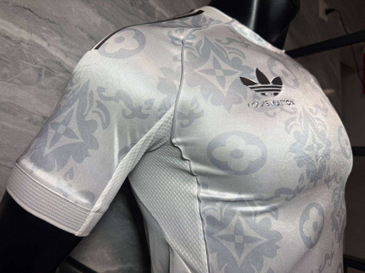Real Madrid 2026/27 White Floral Shirt — Player Version — photo 10
